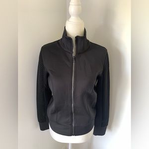 Workout Jacket! Beautiful to complete any workout set!